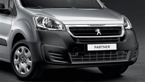 Premiera Whattruck Imagini Oficiale Cu Noul Peugeot Partner Facelift