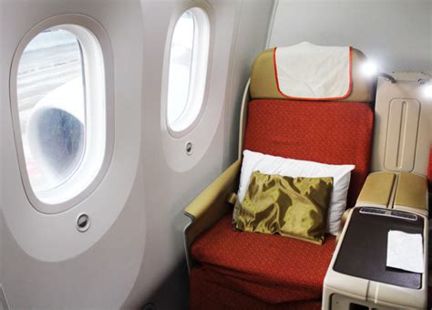 Air India Business Class on 787 Dreamliner Review (MAA-SIN) – CardExpert