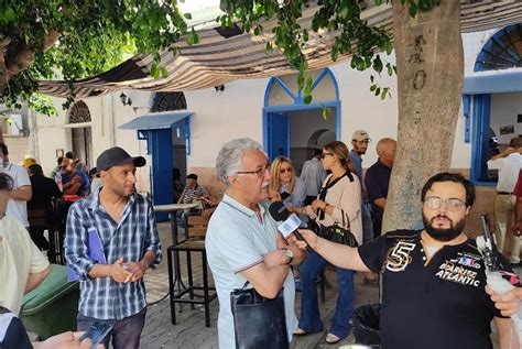 Rassemblement de solidarité avec Ghazi Chaouachi devant le palais de