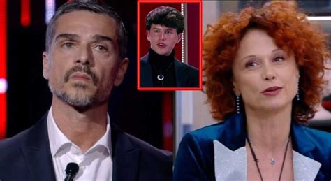 Grande Fratello Il Figlio Di Beatrice Luzzi Non Crede A Massimiliano