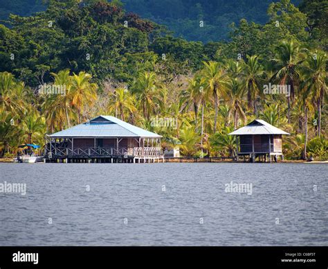 El archipiélago de bocas del toro fotografías e imágenes de alta