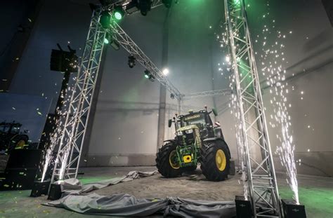 John Deere Marks Two Million Mannheim Tractor Lectura Press