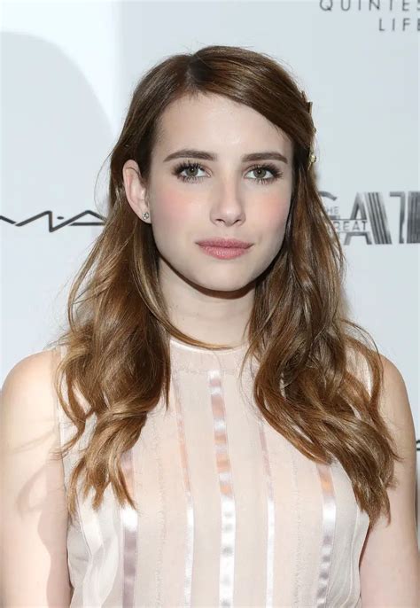 Emma Roberts Net Worth - Celebrity Sizes
