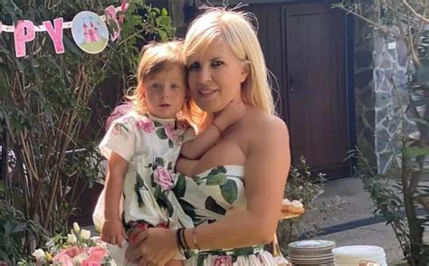 Elena Udrea e în continuare la închisoare dar tatăl îi ține locul cum