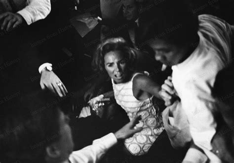 8x10 Print Ethel Kennedy Bystanders Robert Kennedy Assassination 1968