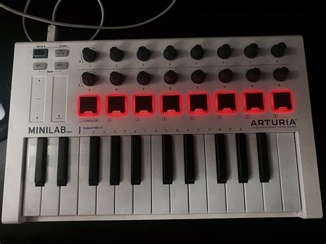 Arturia Minilab MKII MK2 MK II MIDI KEYBOARD Hobbies Toys Music