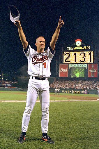 Sept Shortstop Cal Ripken Breaks Lou Gehrig S Record For