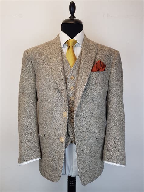 3 Piece Suit In Molloy Donegal Tweed — Tweed Addict