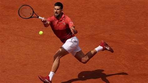 Novak Djokovic Vuelve A Resistir Otros Cinco Sets En Roland Garros