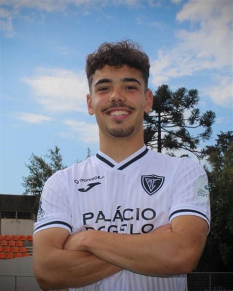 Acad Mico De Viseu Away Kit