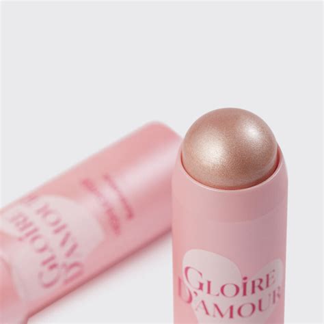 Vivienne Sabo Хайлайтер-стик Gloire d'amour 02 Pearl peach - Хайлайтеры ...