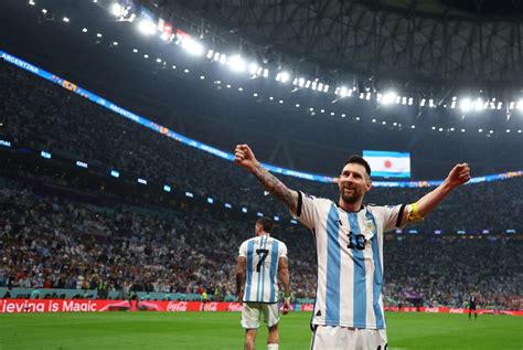 Messi Argentina Cruise Into World Cup Final As Croatia Crumble