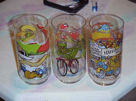 Mcdonalds Drinking Glasses Collector Muppet Snoopy Collectibles