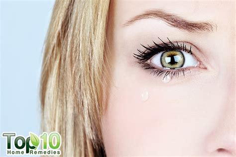 Home Remedies for Watery Eyes | Top 10 Home Remedies