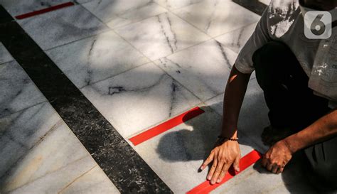 FOTO Persiapan Masjid Cut Meutia Gelar Salat Idul Adha Foto Liputan6