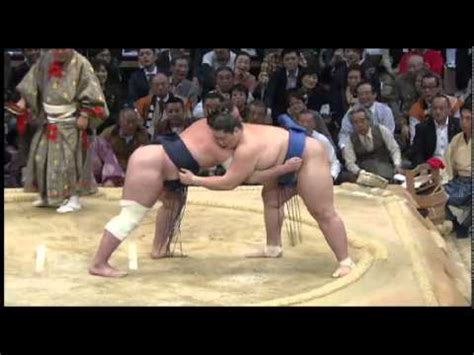 Day13 Tochinoshin vs Ichinojo - YouTube