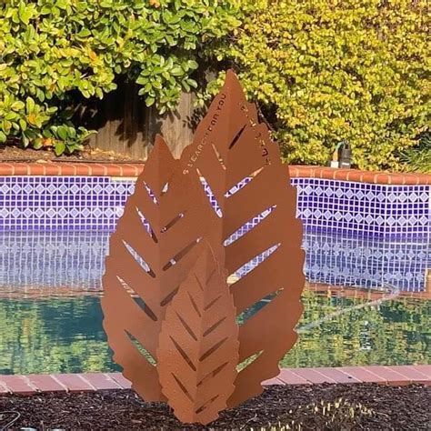 Metal Sculpture Set Of Three Leaves Rusty Metal Garden Art Easy Set Up