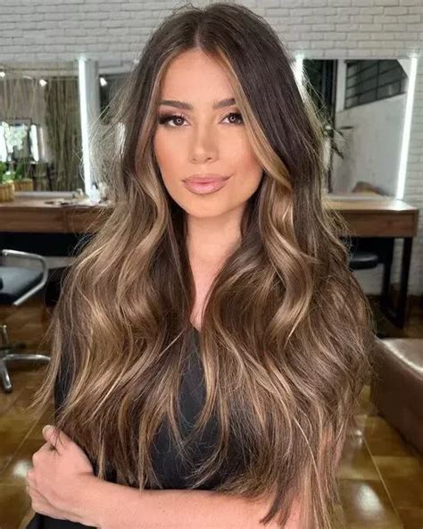 Pelo castaño con reflejos miel Balayage hair dark Balayage hair