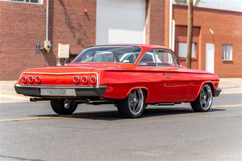 This 1962 Impala Was A Hardtop Now It S Bubble Top And Has A Massive