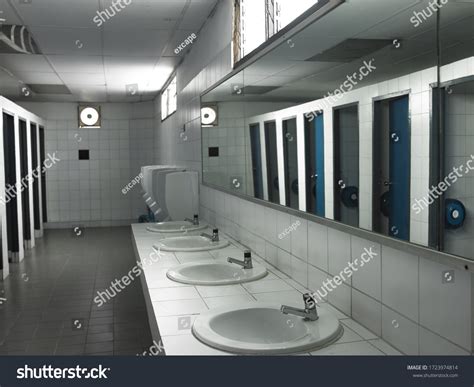 1399 School Toilet Room Images Stock Photos And Vectors Shutterstock