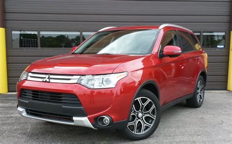 Test Drive Mitsubishi Outlander Gt The Daily Drive Consumer