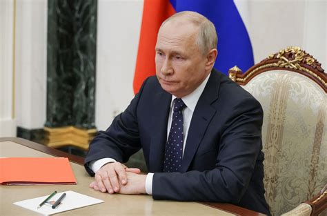 Putin Firma Decreto Para Que Paramilitares Prestan Juramento A Rusia