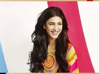Shruti Haasan Hot Pics From Puli PPT