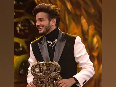 Munawar Faruqui Wins Bigg Boss 17 Beats Abhishek Kumar To Win The