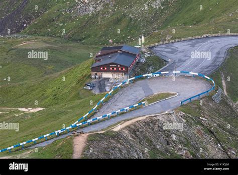 Serpentinen des Nationalparks Hohe Tauern Großglockner Hochalpenstraße