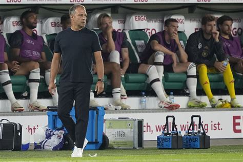 Hansi Flick es despedido como técnico de Alemania tras la humillación