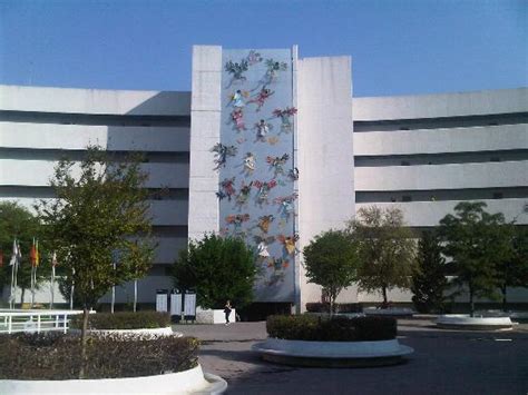 Instituto Tecnologico de Estudios Superiores de Monterrey (ITESM ...