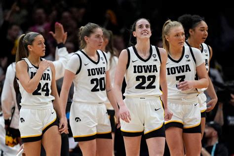 Caitlin Clark Leads Iowa Rally For 71 69 Win Over Uconn In Women’s Final Four South Carolina