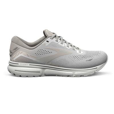 Runners Plus | Shop for Running Shoes, Apparel, and Accessories