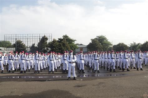 Prajurit Kesatria Penjaga Langit Dan Bumi Ikuti Upacara HUT TNI AL Ke