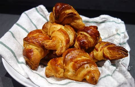 Croissants Au Beurre Simple Gourmand