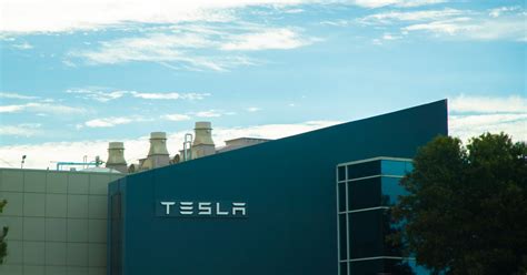 Tesla moves headquarters to Austin, Texas | Ad Age News