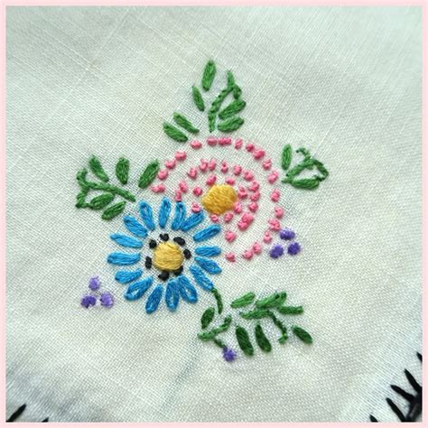 Vintage S Luncheon Tea Dinner Napkins Set Embroidered Flowers