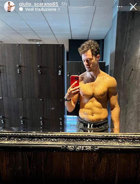 Specchio Specchio Delle Mie Brame La 7a Sexy Gallery Social Di Selfie Vip Gay It