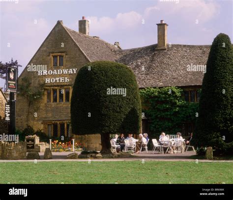 England Worcestershire Cotswolds Broadway hotel Stock Photo - Alamy