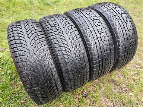 4x Zimní pneu Michelin + Kumho - 235/65 R17 XL - 75% - Praha 6 | Bazoš.cz