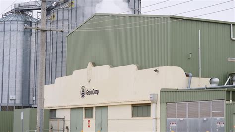crews attend potentially dangerous fire  northern victoria