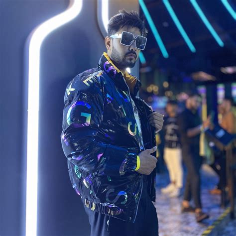 Ladai hone par ladkiyan 😅😂 #funny #comedy #dilshad05 #prank | Dilshad