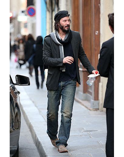 Keanu Reeves Rocks The French Style In Paris