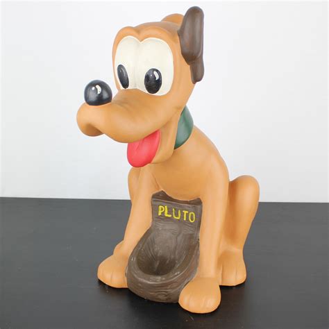 Big Polyresin Statue Of A Happy Pluto Walt Disney