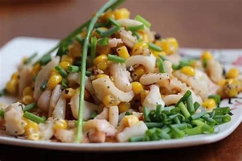 Салаты с кукурузой - 20 простых и вкусных рецептов