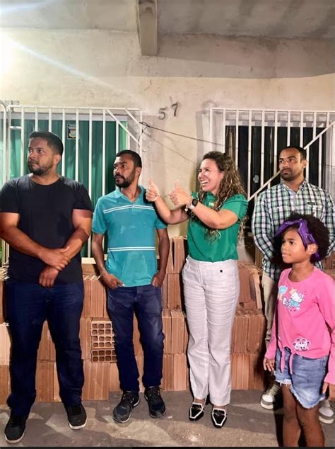 Moradores Do Bairro Motor Recebem Visita Da Prefeita Cord Lia Torres