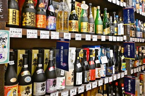 写真：泡盛、無形文化遺産へ ユネスコ、「伝統的酒造り」登録を勧告 来月に決定 沖縄タイムス＋プラス