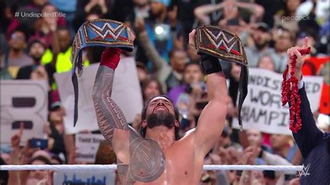 ROMAN REIGNS VENCE A CODY RHODES Y SIGUE SIENDO EL CAMPEON UNIVERSAL