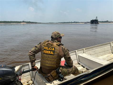 PF destrói dragas destinadas ao garimpo ilegal Polícia Federal