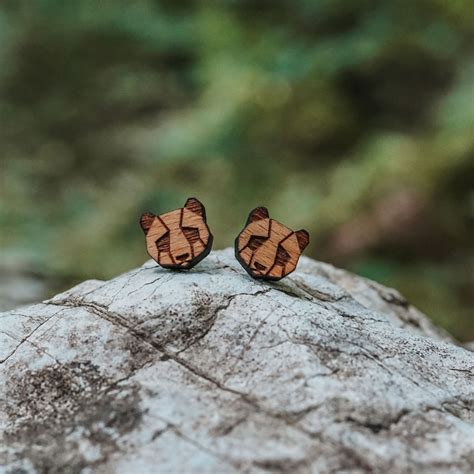 Clous D Oreilles En Bois Pady Bijoux En Bois Suisse